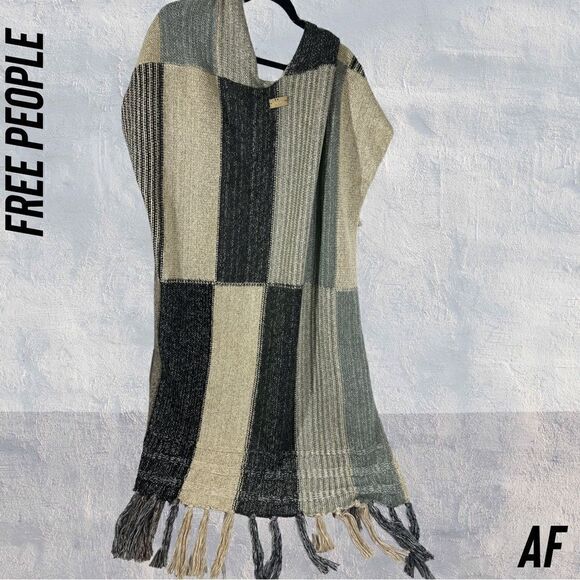 FREE PEOPLE BY DO EVERYTHING IN LOVE KIMONO NWT OS - Picture 5 of 10